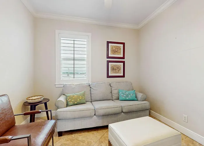 Three Story Beachfront With Private Pool Porch And Boardwalk To Gulf Coast Gulf Shores