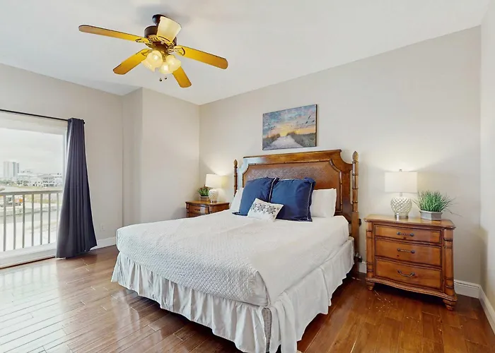 Three Story Beachfront With Private Pool Porch And Boardwalk To Gulf Coast Holiday home Gulf Shores
