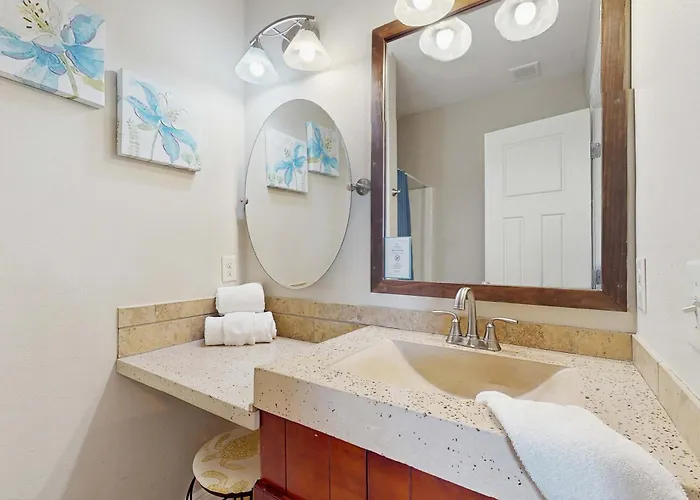 Holiday home Three Story Beachfront With Private Pool Porch And Boardwalk To Gulf Coast Gulf Shores