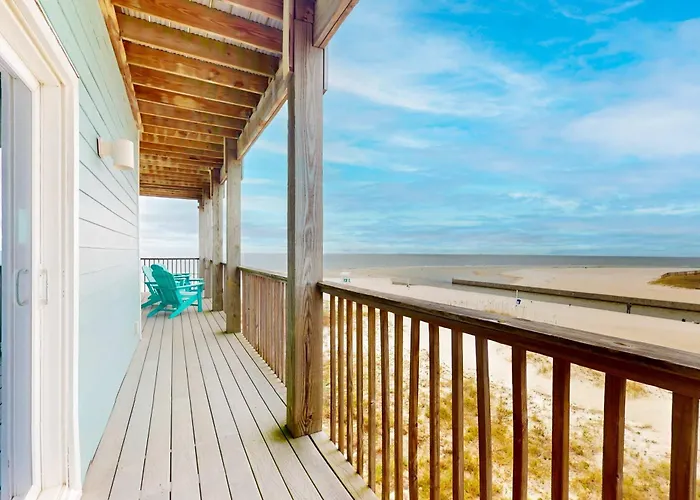 Three Story Beachfront With Private Pool Porch And Boardwalk To Gulf Coast Holiday home Gulf Shores