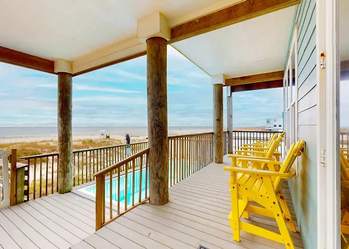 Holiday home Three Story Beachfront With Private Pool Porch And Boardwalk To Gulf Coast Gulf Shores